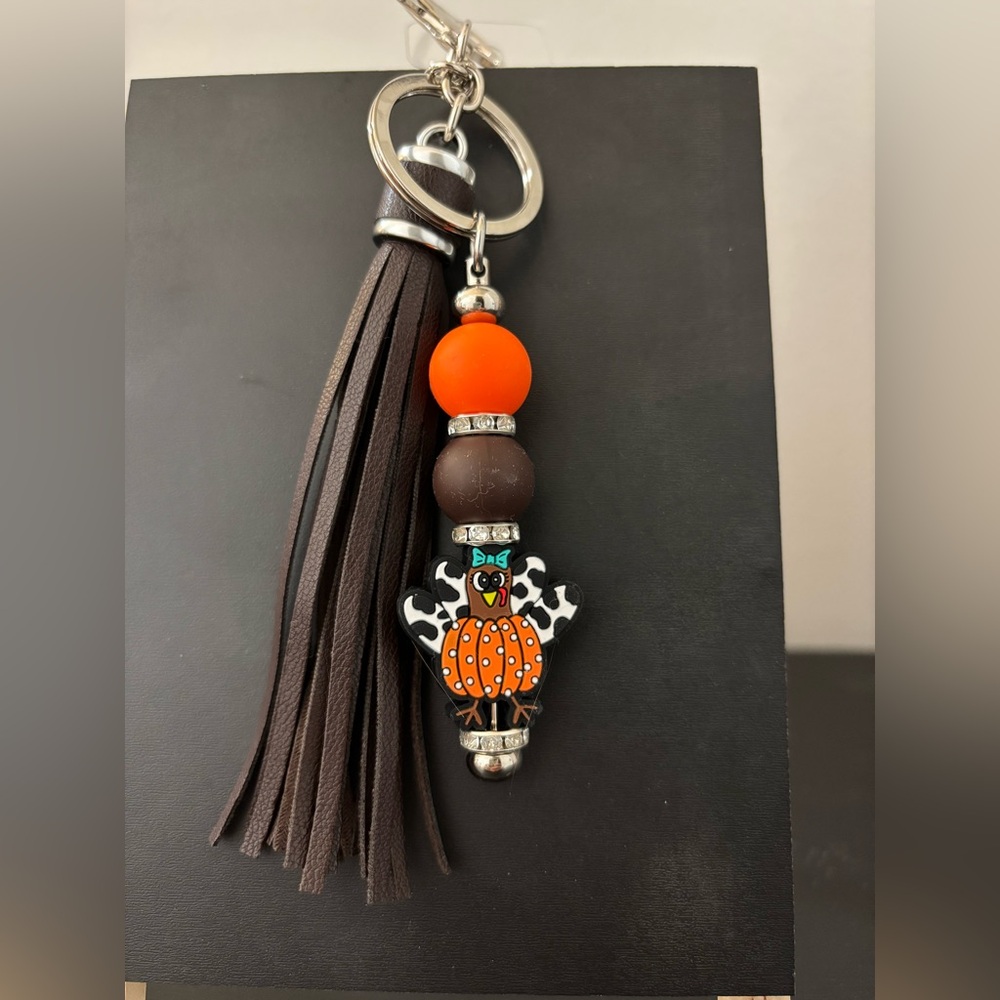 Thanksgiving Keychain with Tassel
Handmade by my children ❤️